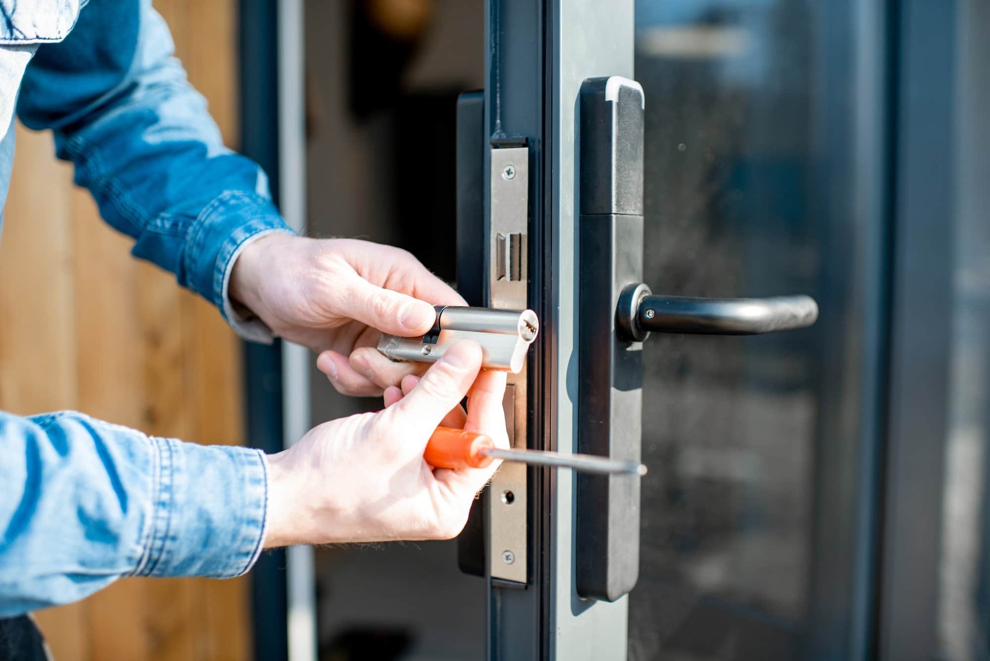 Commercial lock cylinder rekeying
